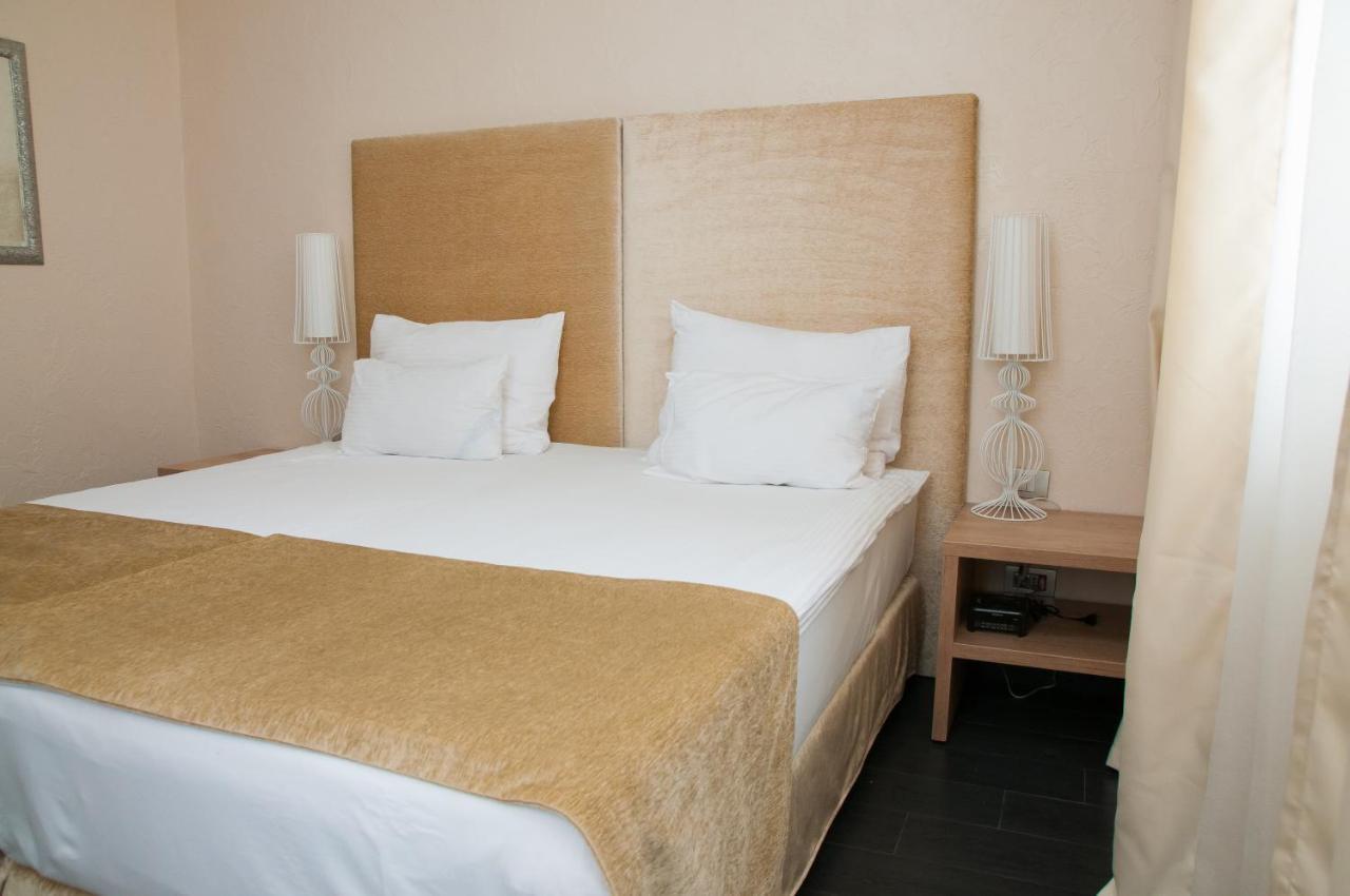 Hotel Astoria Будва Екстериор снимка