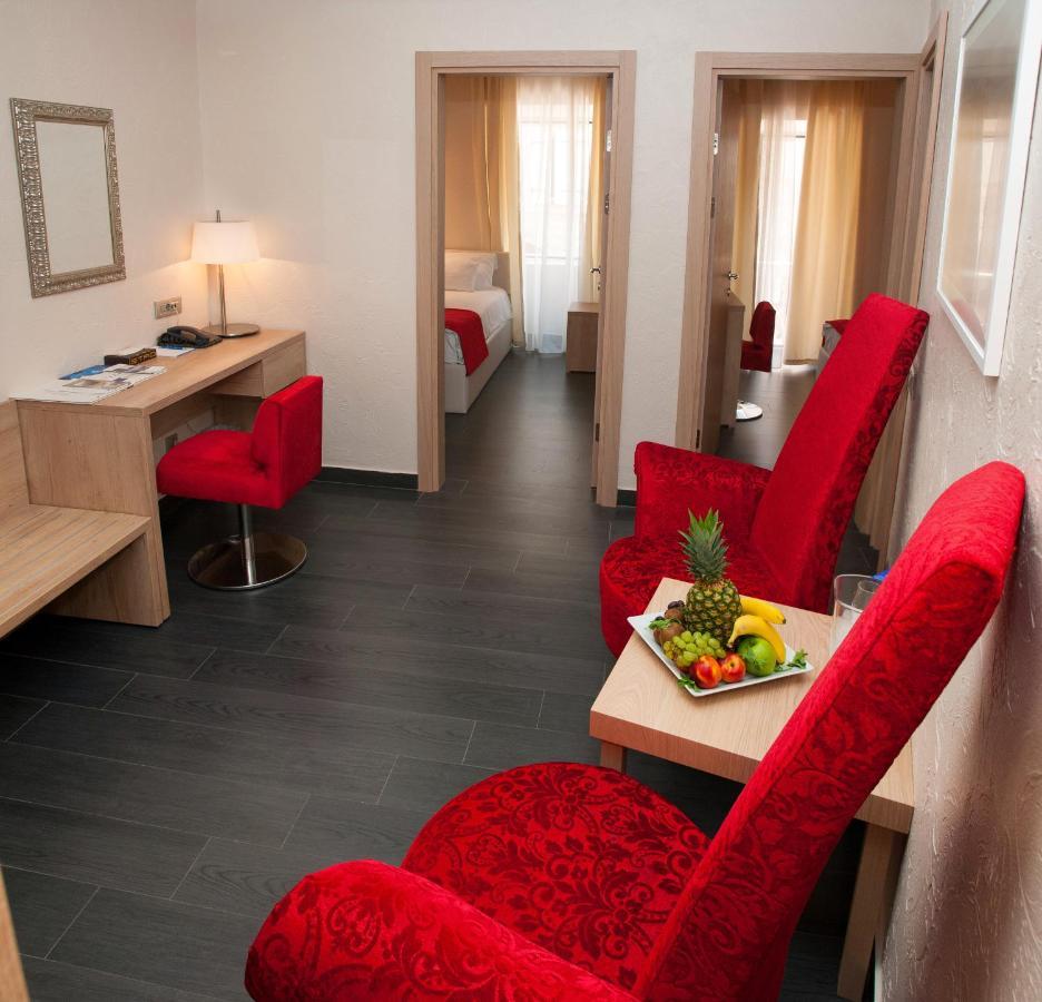 Hotel Astoria Будва Екстериор снимка